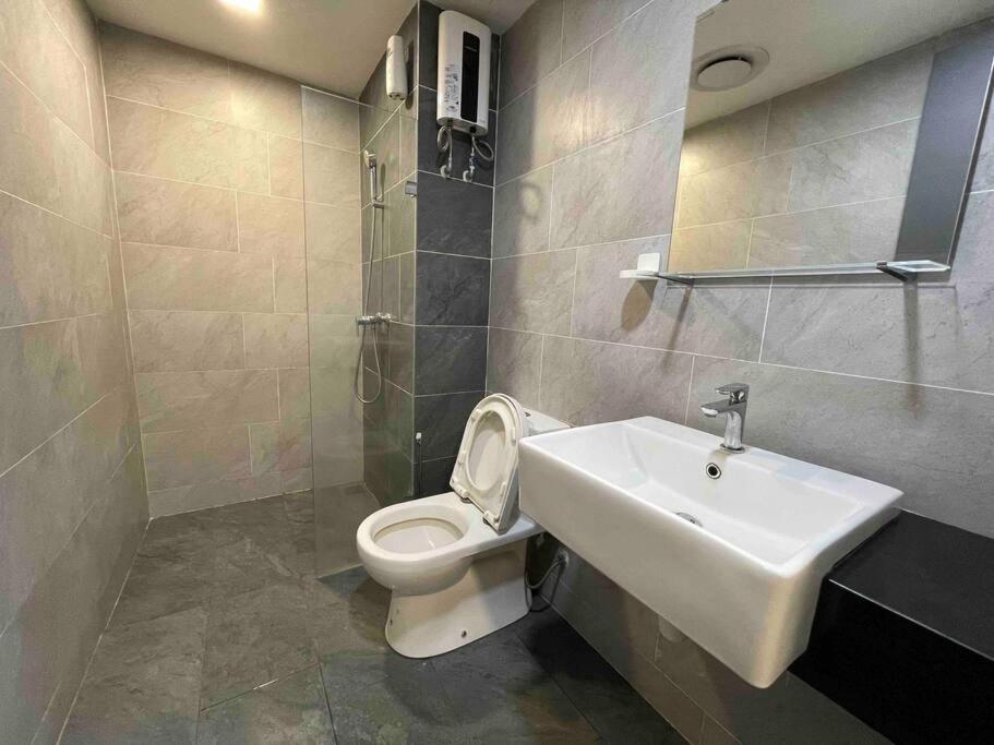 Apartment E2 Emporis Kd Sunway Gize Soho *