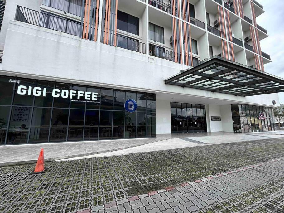 E2 Emporis Kd Sunway Gize Soho Apartment *